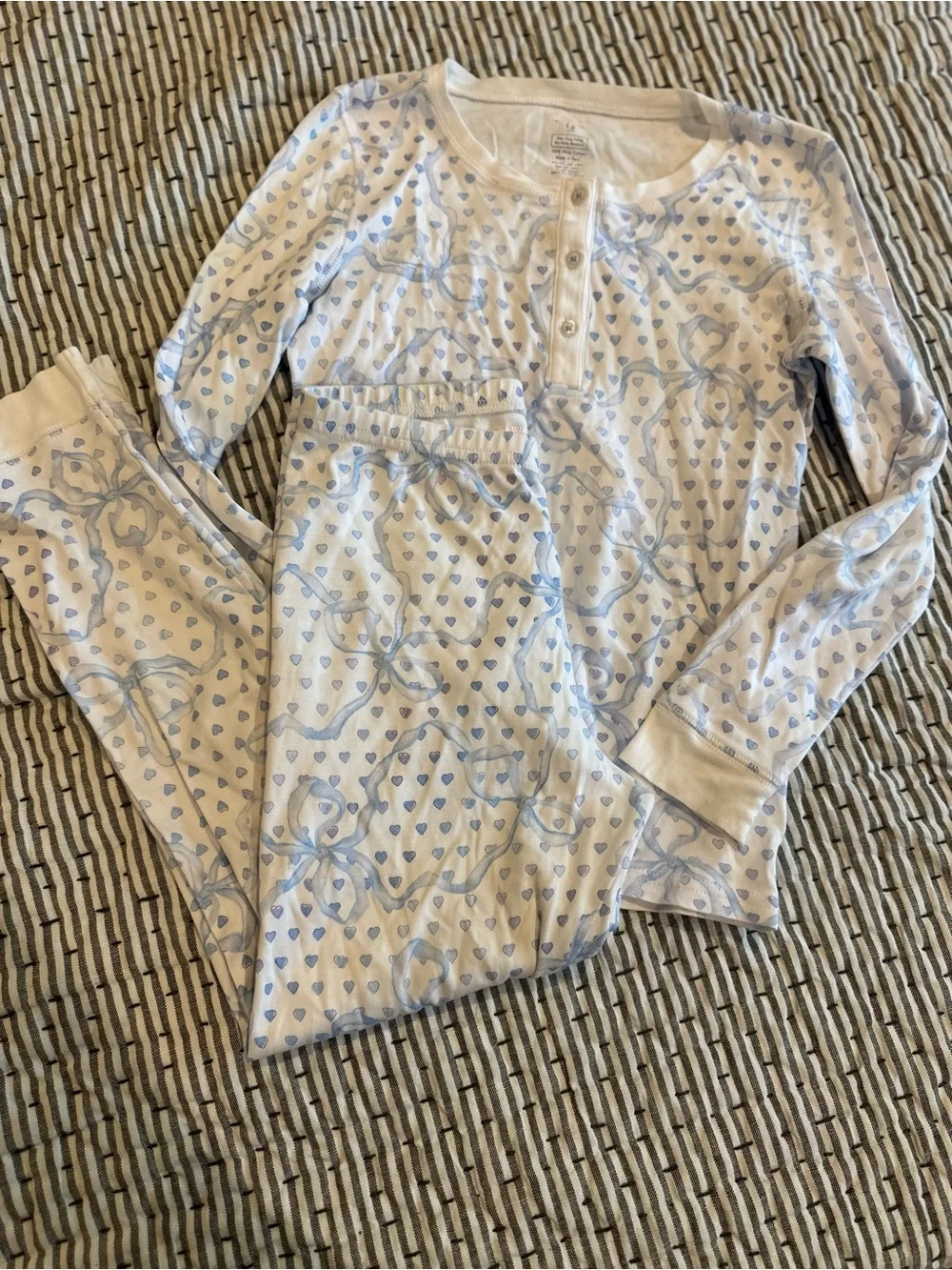 Roller Rabbit Girls Pajama Set in Pale Blue Heart & Bow Print